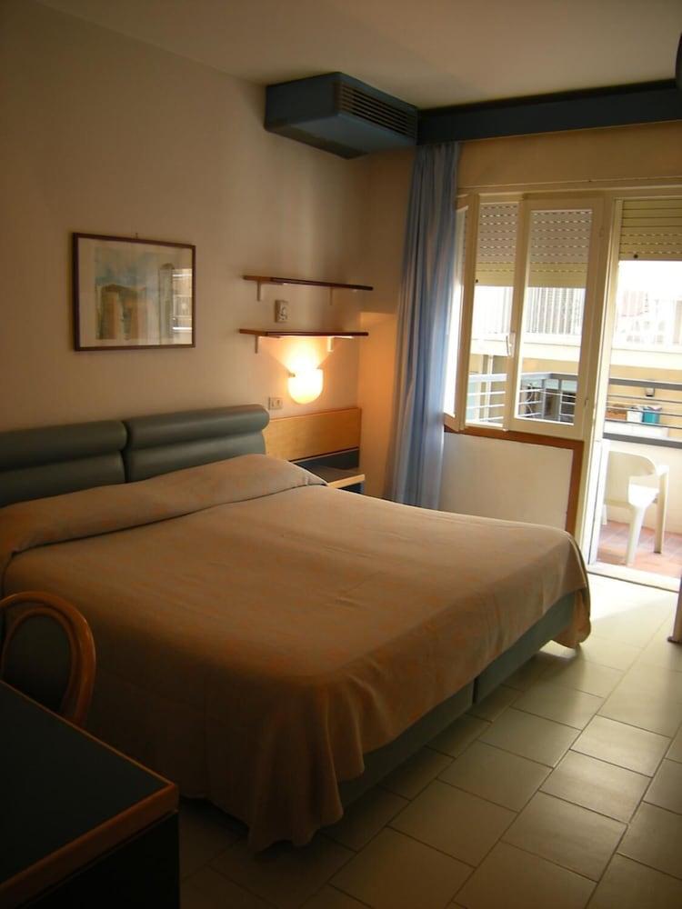 Hotel Ambasciatori Palace Lido di Jesolo Dış mekan fotoğraf