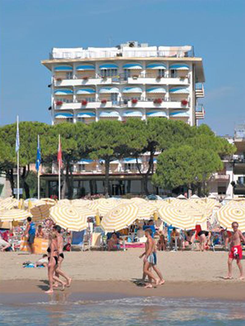Hotel Ambasciatori Palace Lido di Jesolo Dış mekan fotoğraf