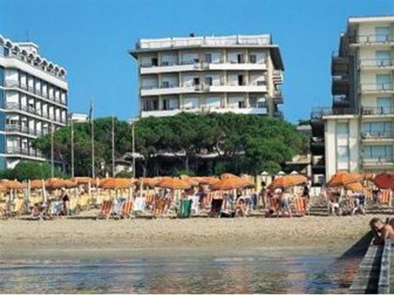 Hotel Ambasciatori Palace Lido di Jesolo Dış mekan fotoğraf