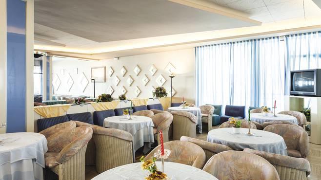 Hotel Ambasciatori Palace Lido di Jesolo Dış mekan fotoğraf
