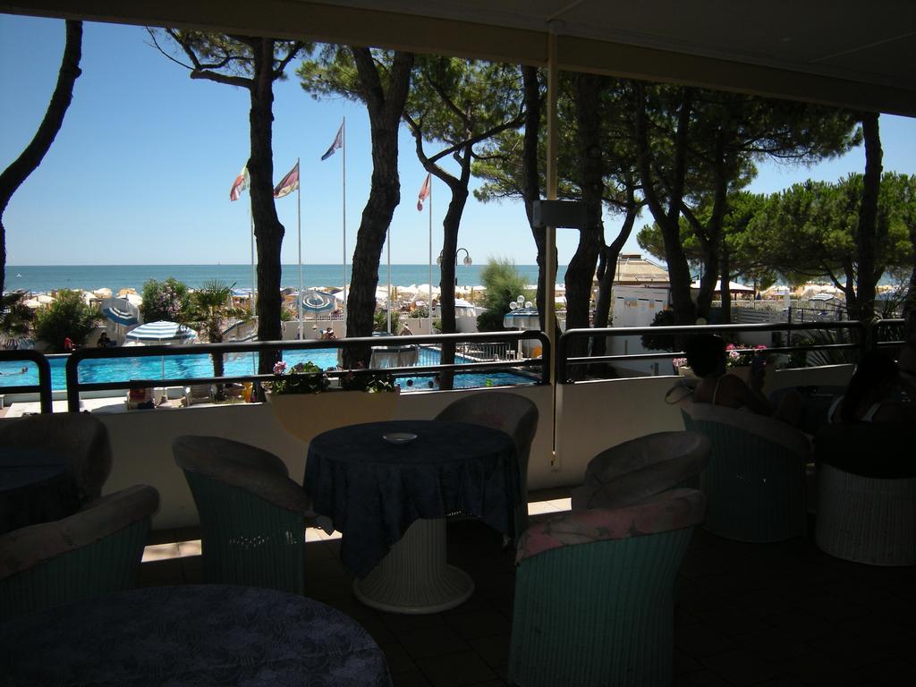 Hotel Ambasciatori Palace Lido di Jesolo Dış mekan fotoğraf
